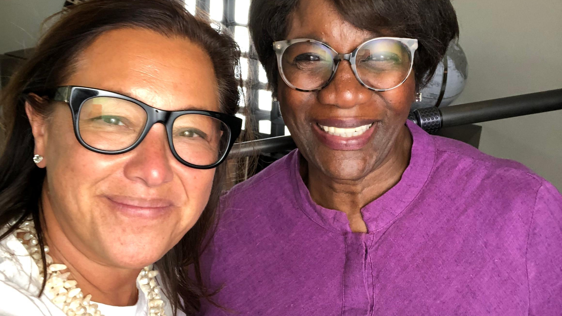 Deborah Plummer & Scilla (16x9)