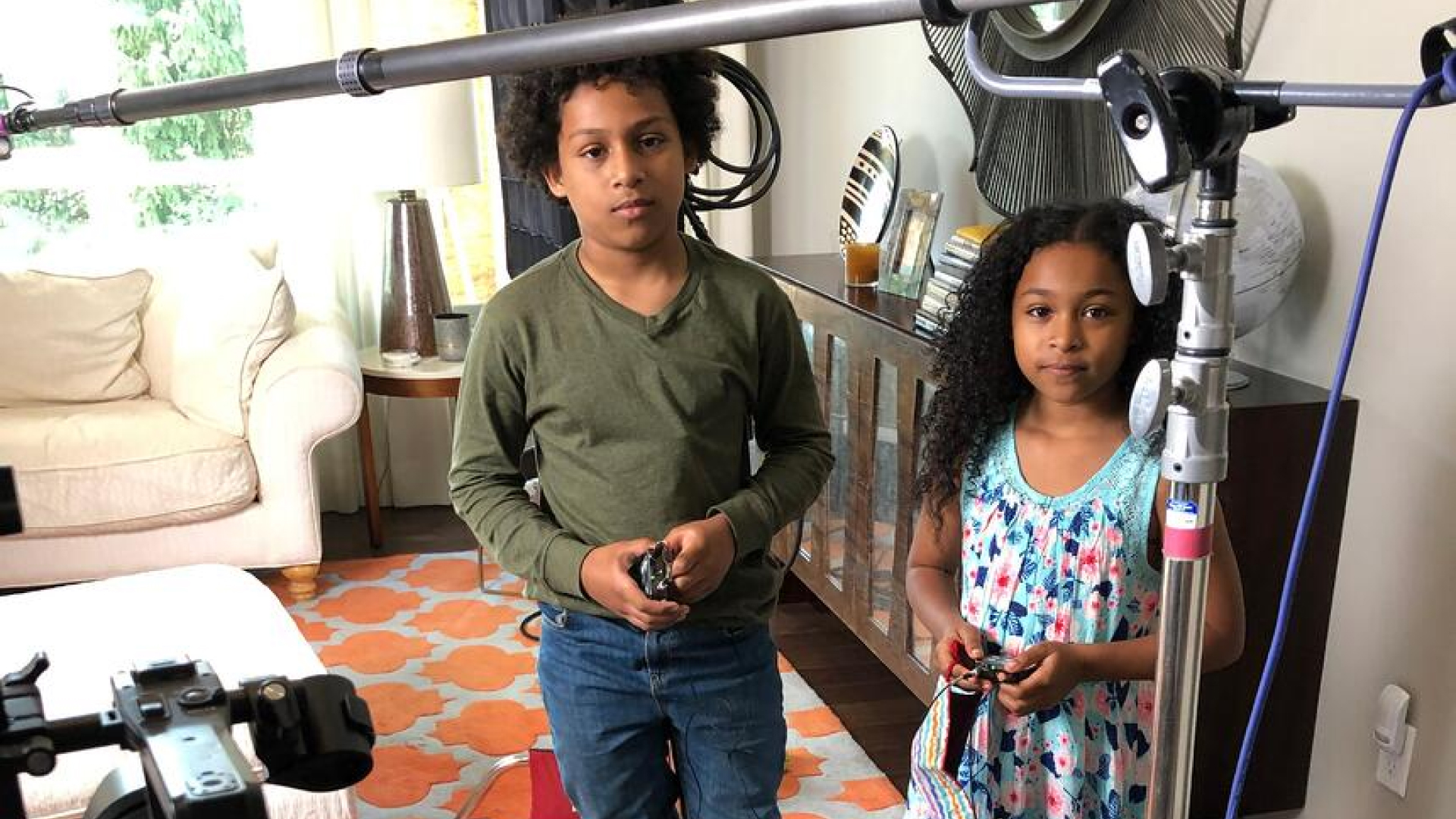 SH Kids 3 (16x9)